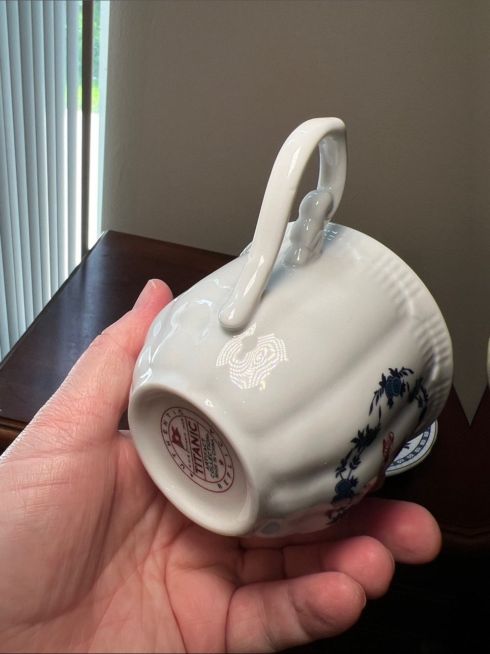 RMS Titanic 2nd Class Authentic Replica Coffee Tea Cup & Saucer White Star Line - Picture 9 of 10